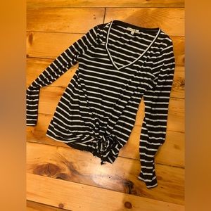 Long Sleeve Tie Front Express Shirt M